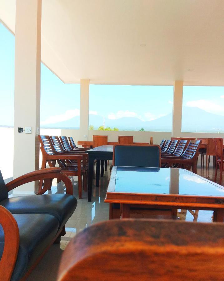Bluefire Homestay Syariah Banyuwangi  Luaran gambar