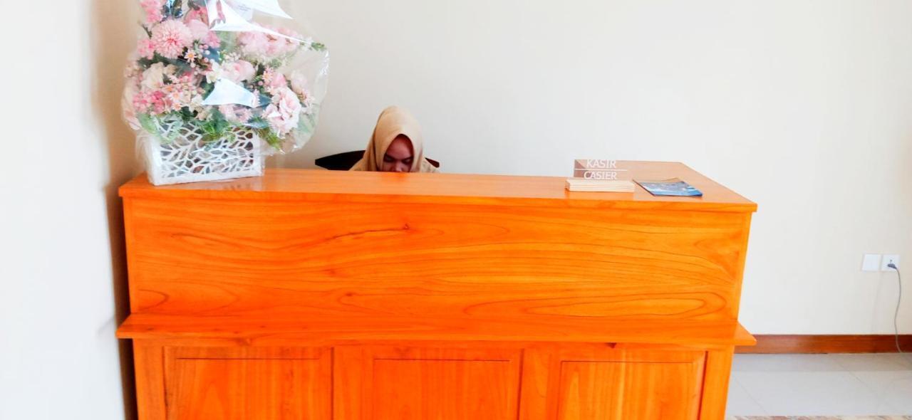 Bluefire Homestay Syariah Banyuwangi  Luaran gambar