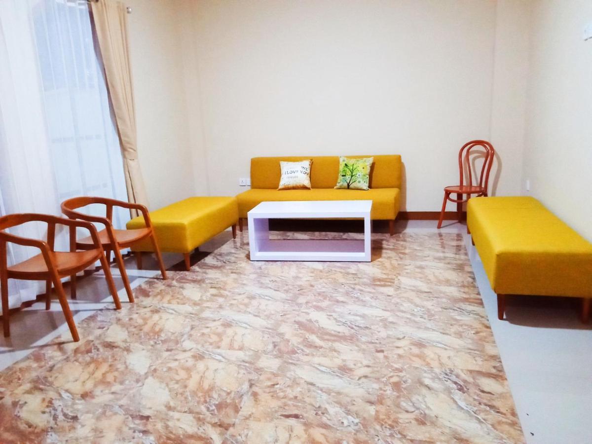 Bluefire Homestay Syariah Banyuwangi  Luaran gambar